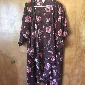 LuLaRoe Shirley kimono